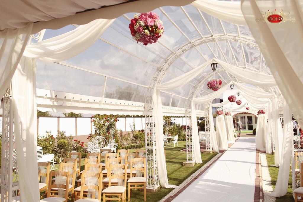 Hotel Roco Izvin Luaran gambar