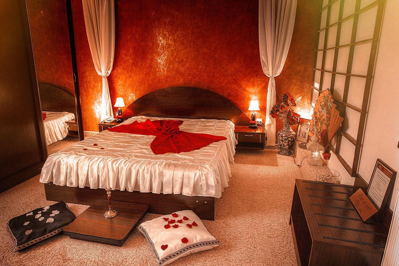 Hotel Roco Izvin Luaran gambar